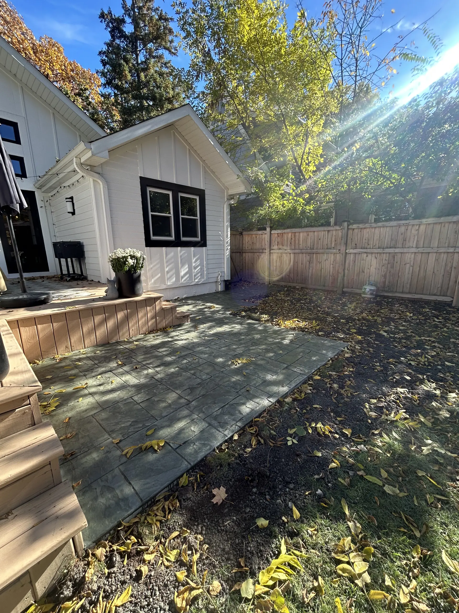 Decorative concrete walkway